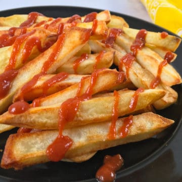 air fryer frozen fries with ketchup