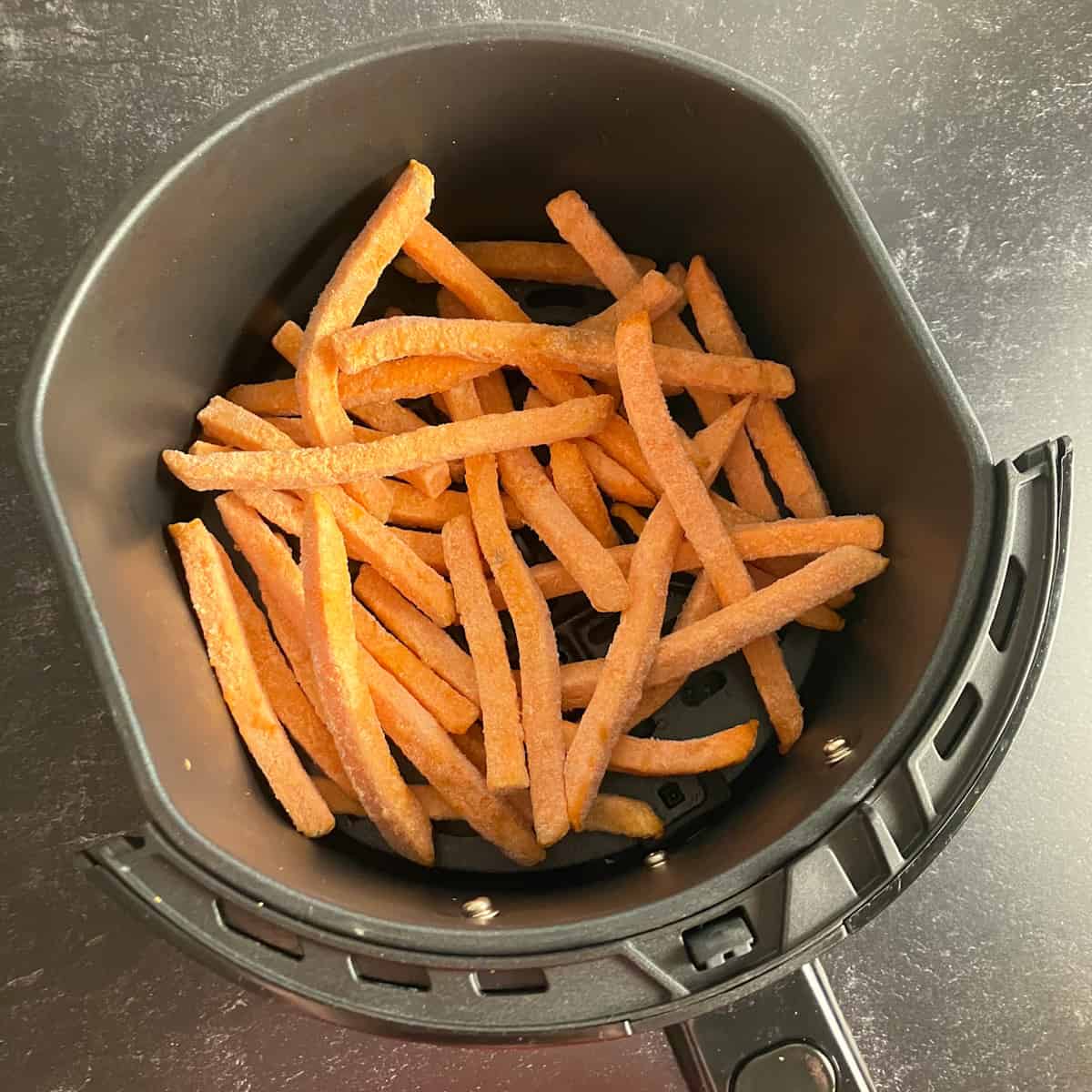 frozen sweet potato fries cooked in air fryer