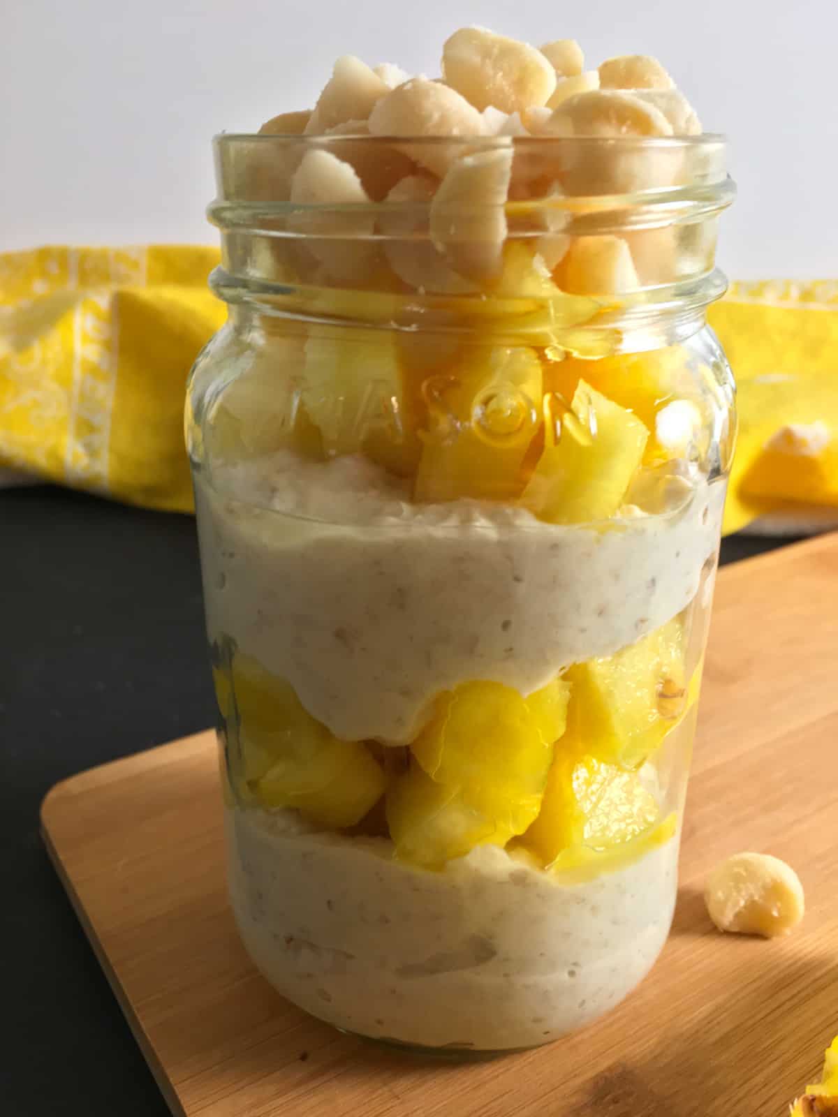 Pineapple overnight oats without sugar