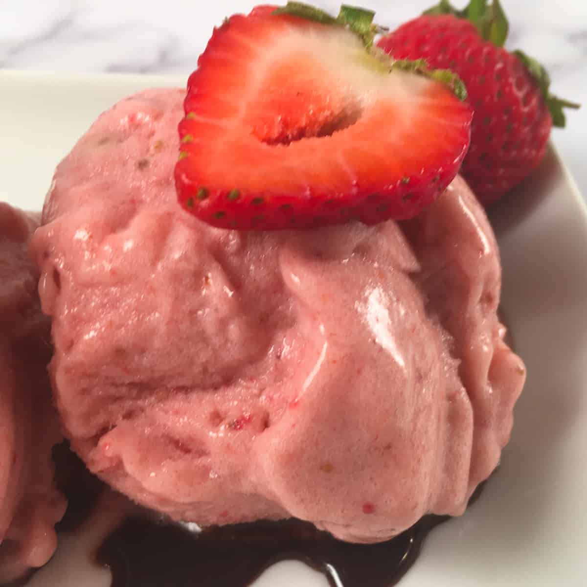 strawberry nice cream scoop