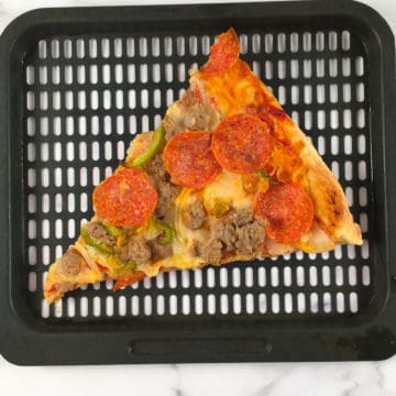 reheat frozen pizza in air fryer