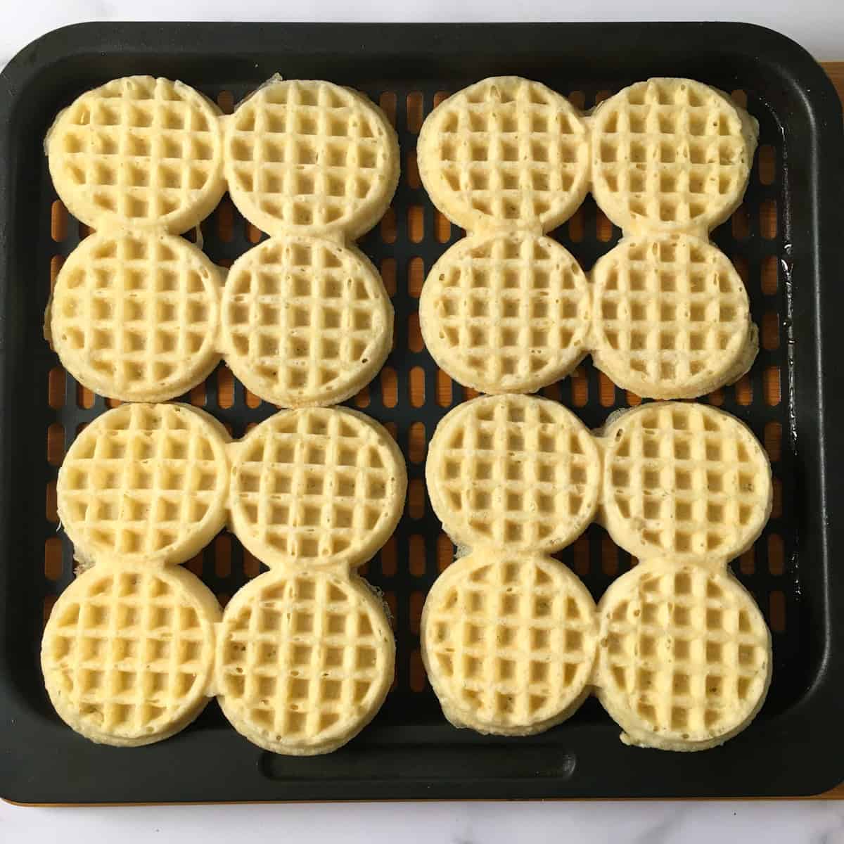 air fryer frozen mini waffles