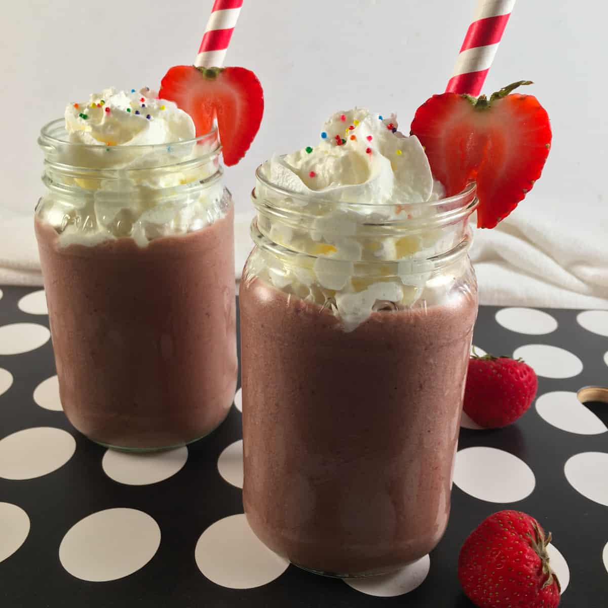 strawberry banana chocolate smoothie