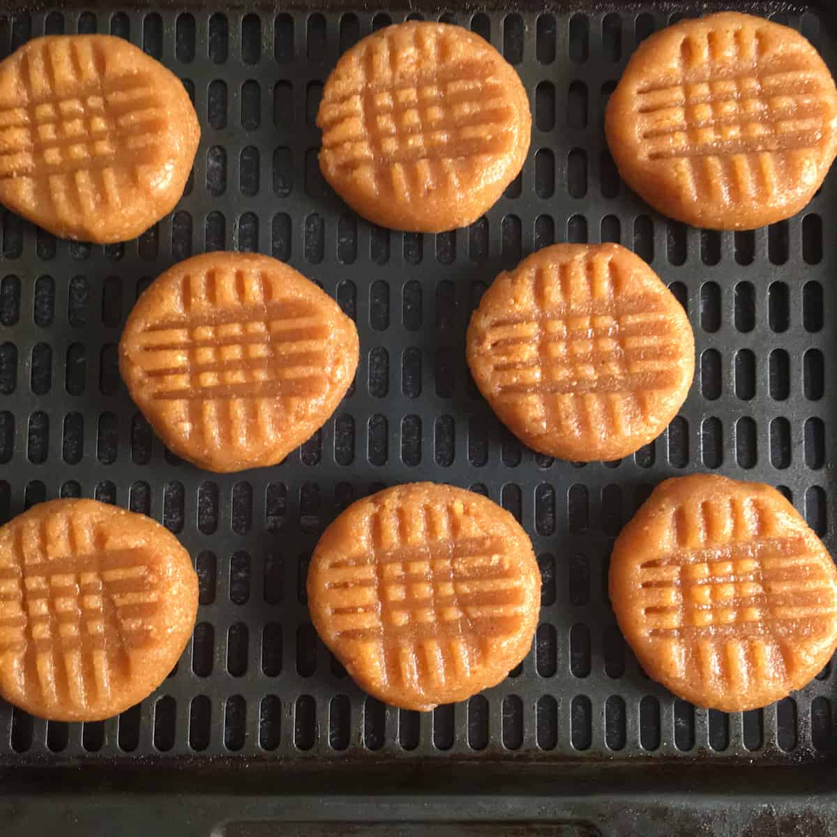 peanut butter cookies in air fryer