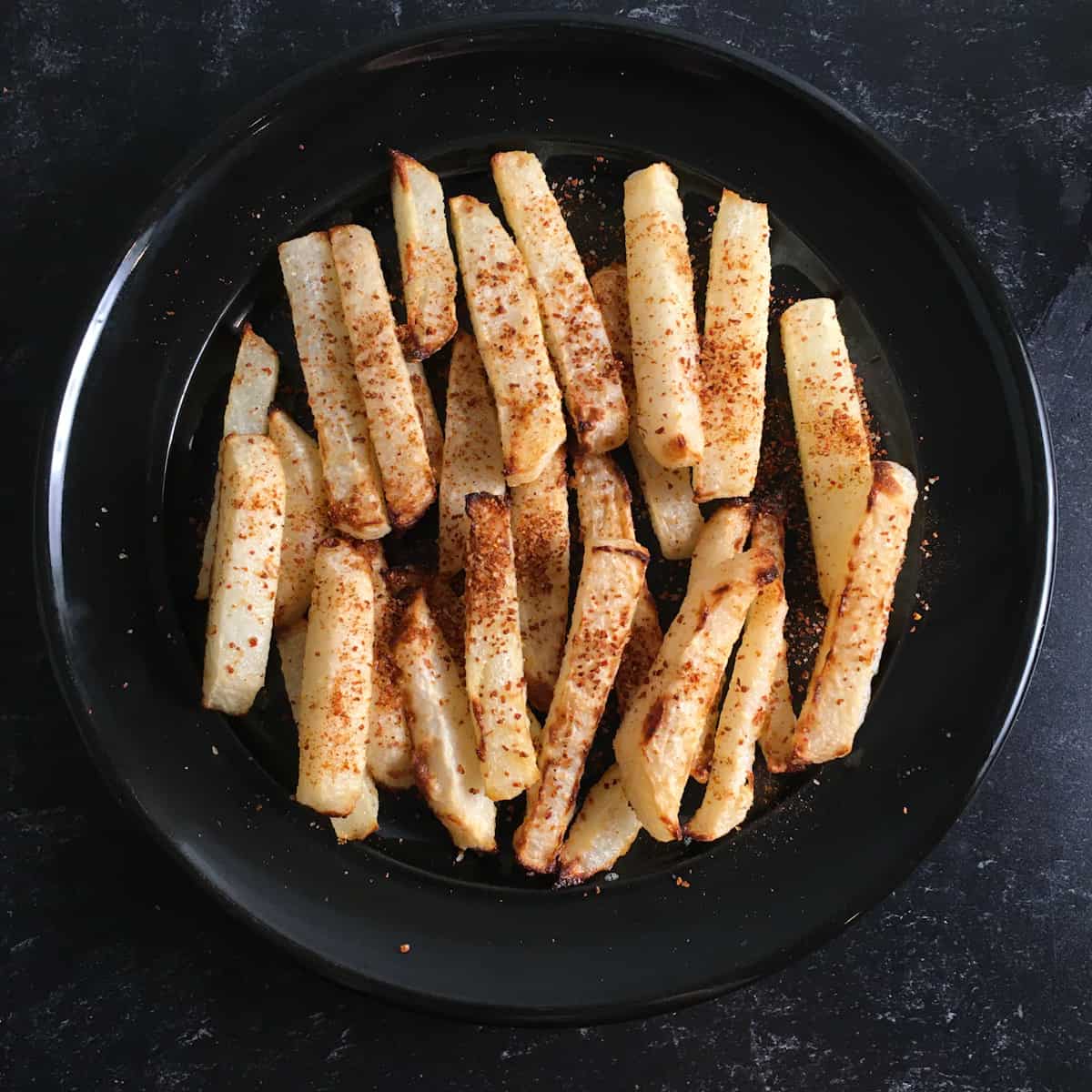 https://summeryule.com/wp-content/uploads/2022/04/air-fryer-jicama-fries.jpeg