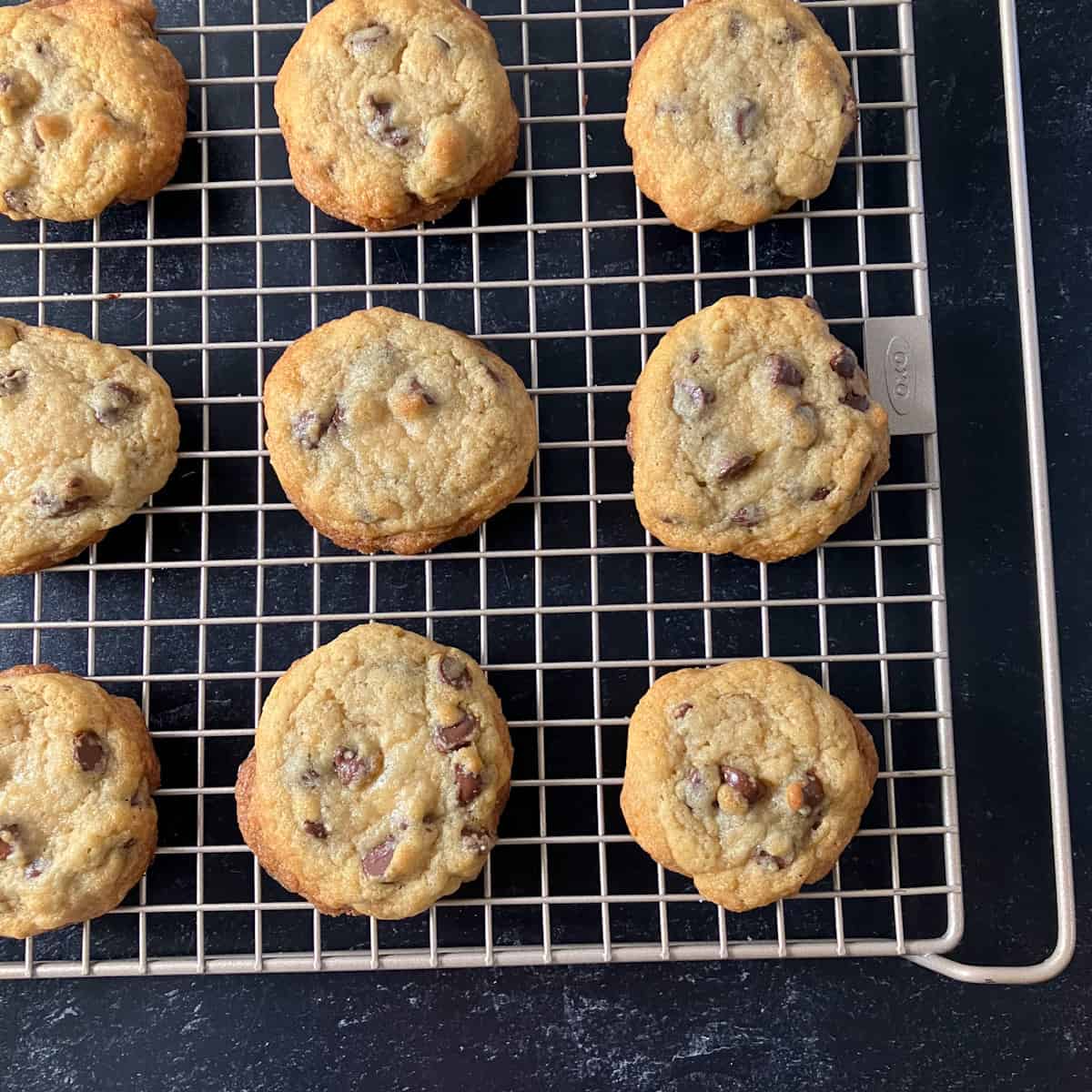 My *sober* friends baked chocolate chip cookies on a cooling rack. Guess  they figured they could skip the cookie sheet & do it all in one step? :  r/shittyfoodporn