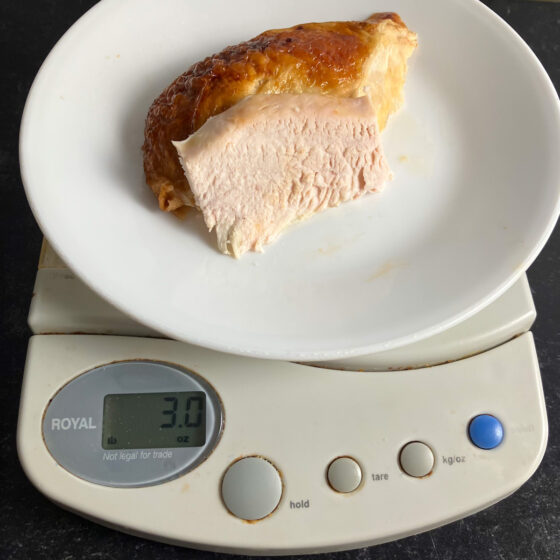 how-much-chicken-is-3oz-how-big-is-3-ounces-of-chicken-breast