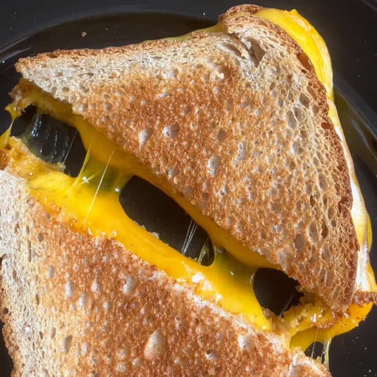 Grilled Cheese in Microwave (Microwave Grilled Cheese Recipe)