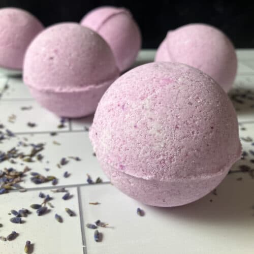 How to Make Bath Bombs at Home - DIY Bath Bomb Recipe