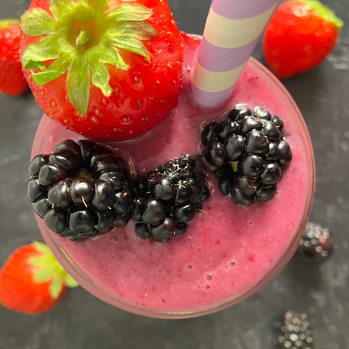 blackberry strawberry banana smoothie recipe