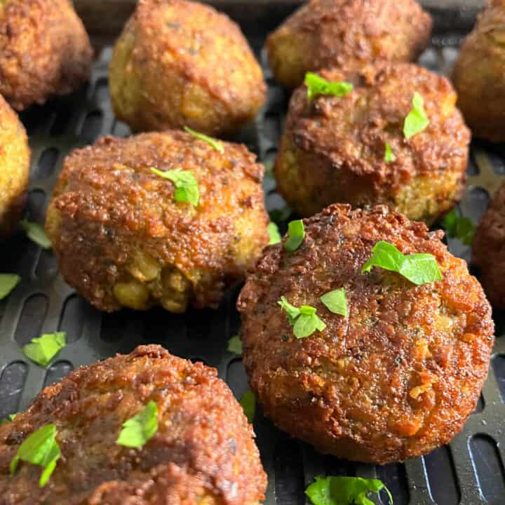 Frozen Falafel Air Fryer Recipe (Trader Joe’s Frozen Falafel)