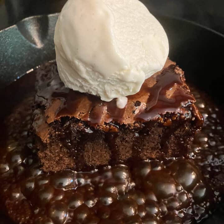 Sizzling Brownie with Ice Cream (Hot Sizzler Brownie Recipe)(02)