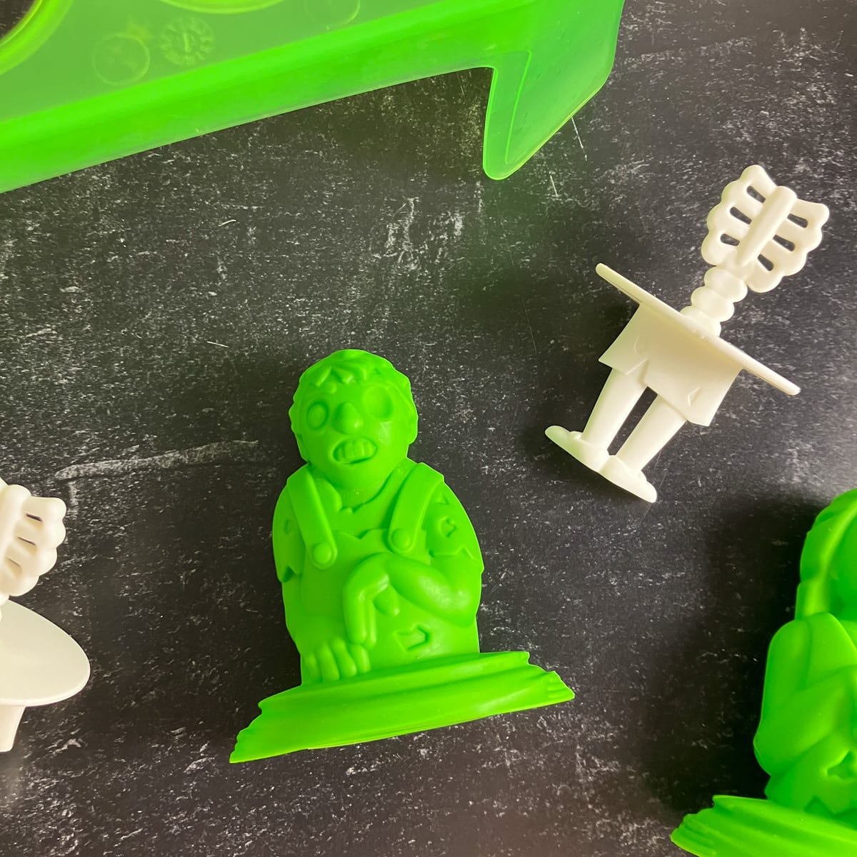 Tovolo Popsicle Molds Recipes (Zombie Popsicle and more!)