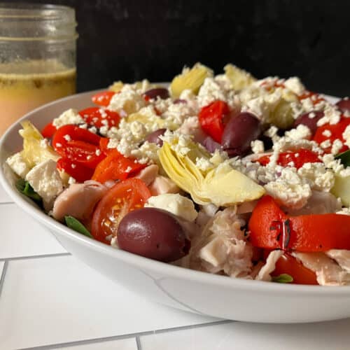 keto greek salad with chicken