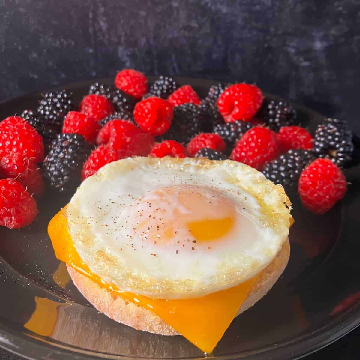 egg cheese sandwich air fryer