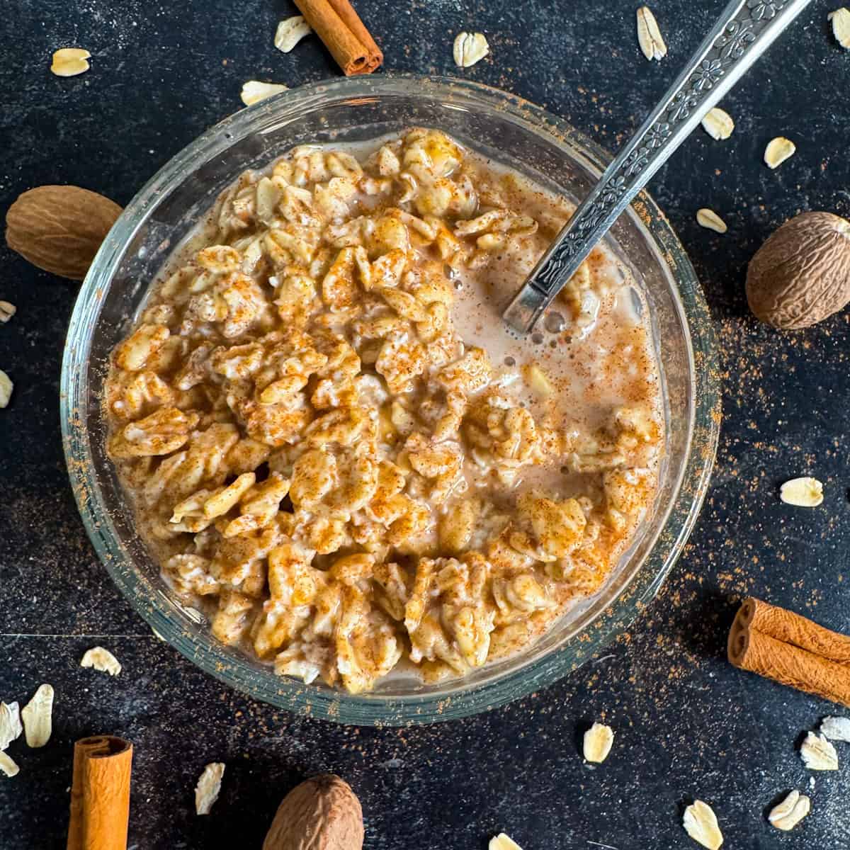 cinnamon spice overnight oats