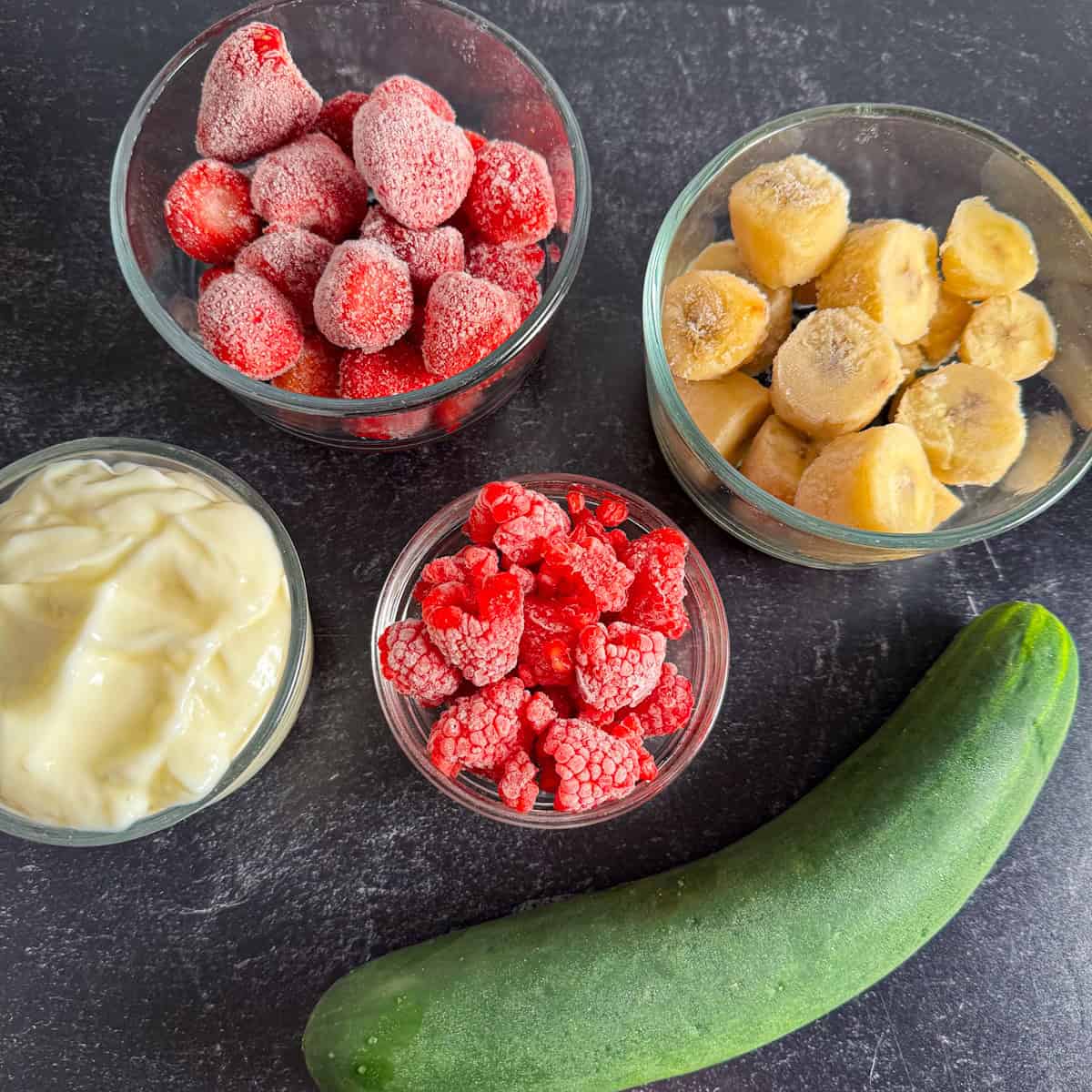 strawberry cucumber smoothie ingredients